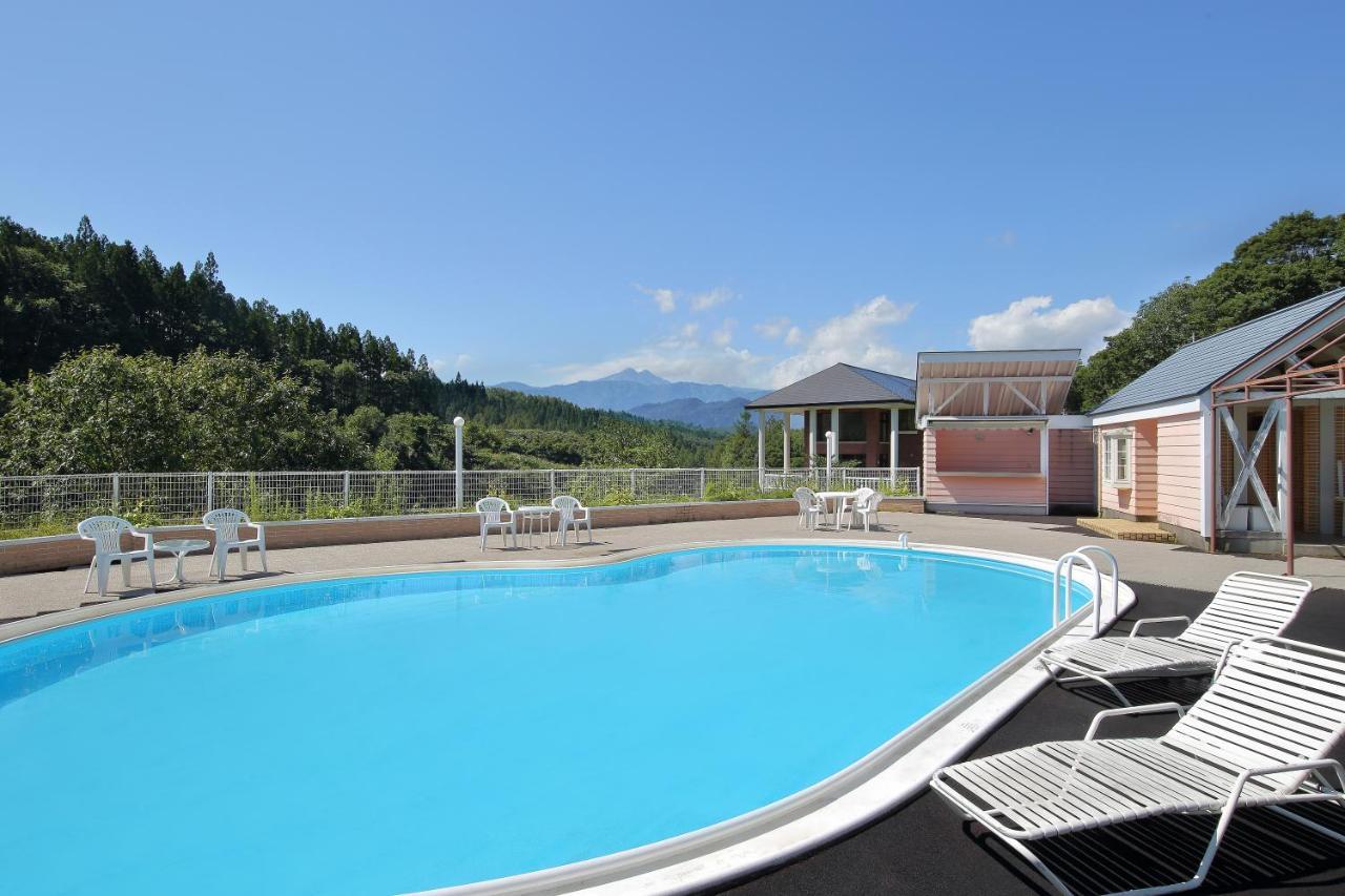 Hotel Ryu Resort And Spa Takayama  Exterior photo