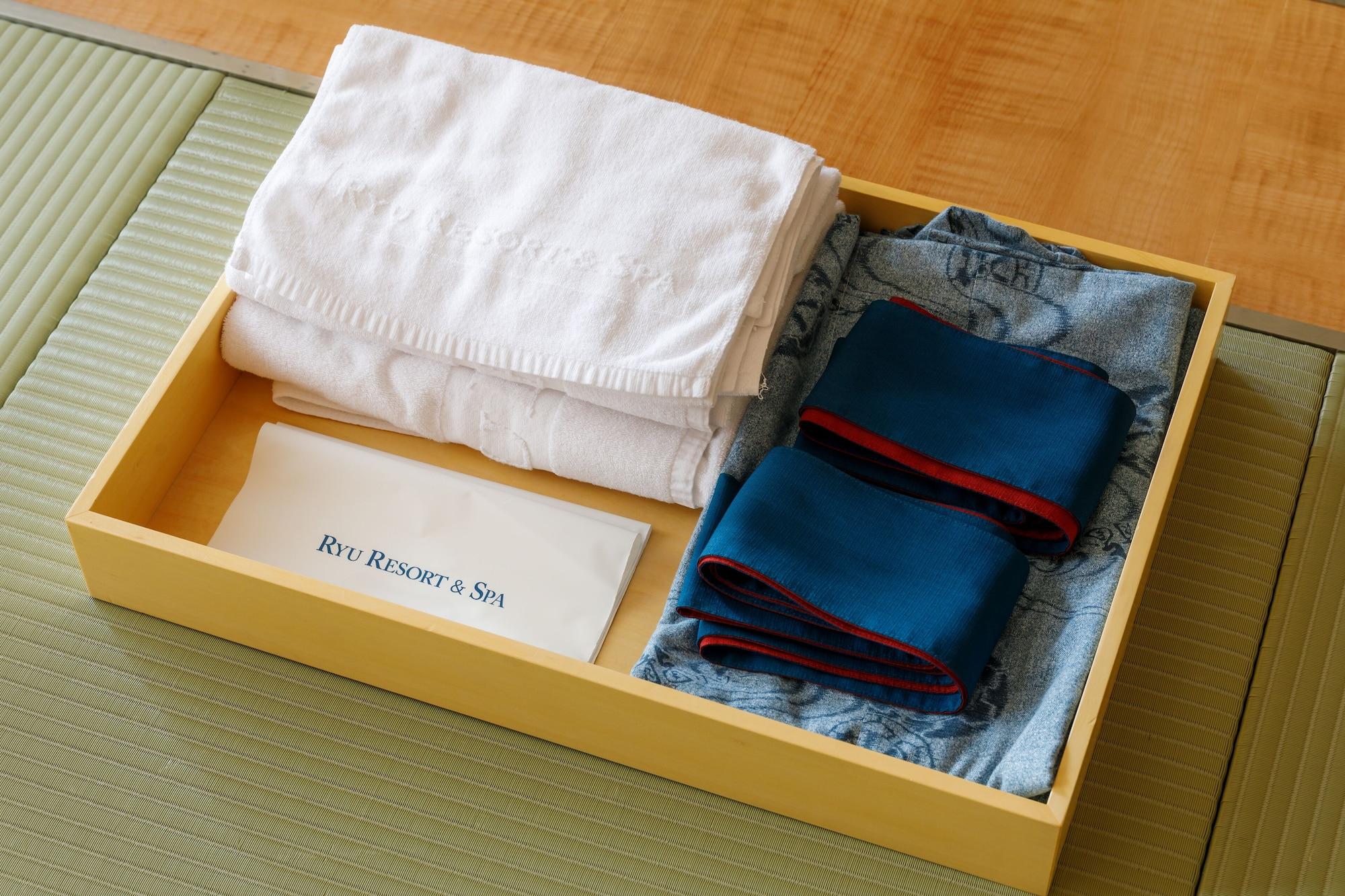 Hotel Ryu Resort And Spa Takayama  Exterior photo